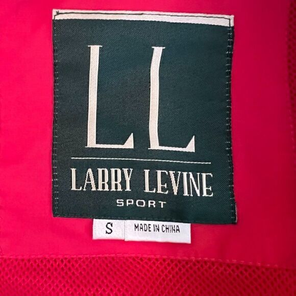 Larry Levine LL Red Sport Hooded Zip Windbreaker Jacket Size Small - Picture 3 of 9